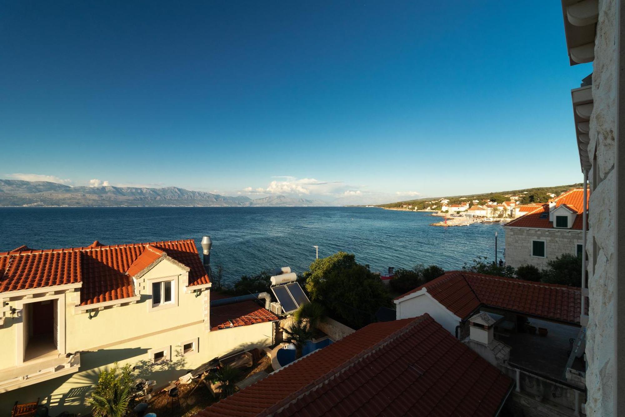 Taverna & Rooms Sutivan Luaran gambar