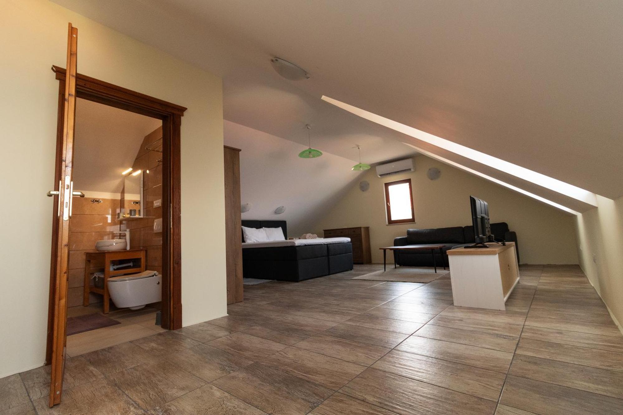 Taverna & Rooms Sutivan Luaran gambar